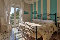 Villa with sea wiew, spa, air conditioning, elevator