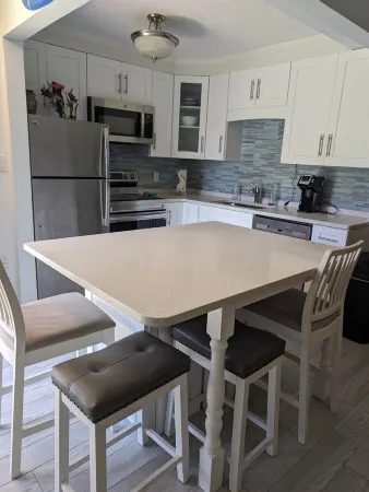 Cocoa Beach Oceanfront Complex 220 Отели рядом с достопримечательностью «Debrilcha Gallery»