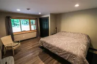 Full Log House Near Golf Course & UTV/Snowmobile Trails