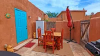 Casita with Private Hot Tub Near Santa Fe Plaza
