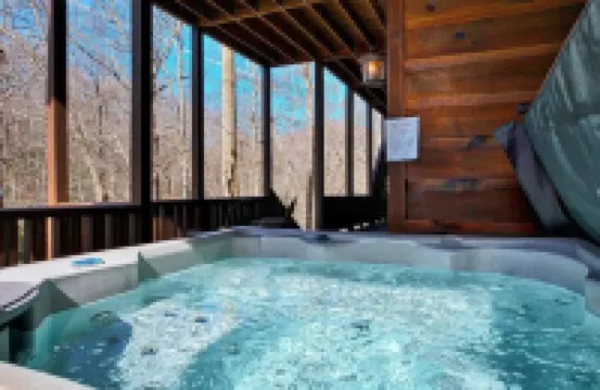 Vintage Luxury Creekside Cabin ~ King Bed, Hot Tub, Fire Pit & Game Room, Dog Ok