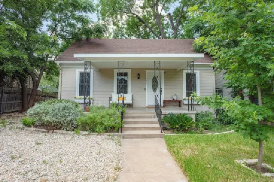 The Wilson House - Central Waco