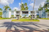 1 Block to Beach, heart of Old Naples, renovated fall ’23, Perfect Location
