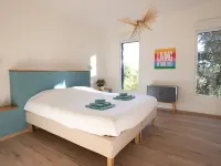 House in a green setting 2 minutes from Brive Hotels in Malemort
