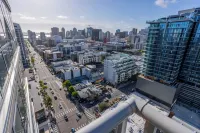 Charming 2-bedroom apartment with fitness room and Pool in downtown San Diego