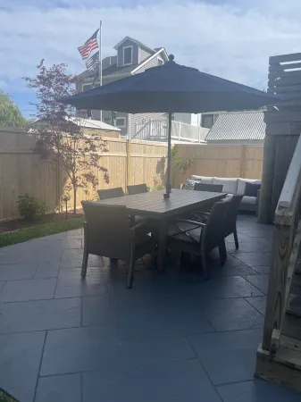 Bright and Airy Beach House-close to beach and inlet for paddleboard/kayaking