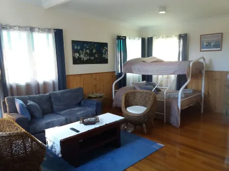 Independent holiday unit