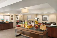 Hampton Inn Portland Airport