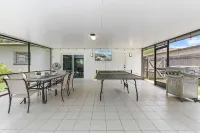 Luxury Pool Home Near Stadium - BBQ GRILL- FIREPIT☆