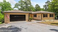 Sample the Sandhills at Six Dixie Lakeside!