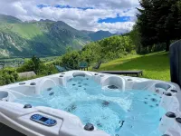 SINGLE-STOREY SHEEPFOLD IN A SMALL MOUNTAIN VILLAGE IN OSSAU WITH JACUZZI Hôtels à : Bilhères