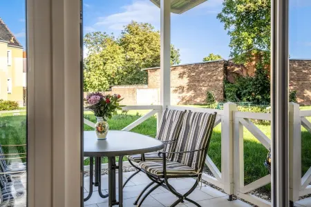 stylish holiday home, close to the cycle path and the vineyards