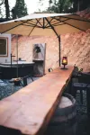 Tiny house Glamping in the mountains 🌻 Walk to private lake!