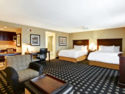 Homewood Suites by Hilton Toronto Airport Corporate Centre โรงแรมในโตรอนโต
