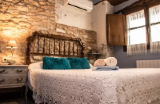 Autumn offer. Tranquility between the sea and the mountain