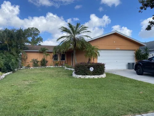 Just 9 mins away to Indian Rock Beach. Game room/pool