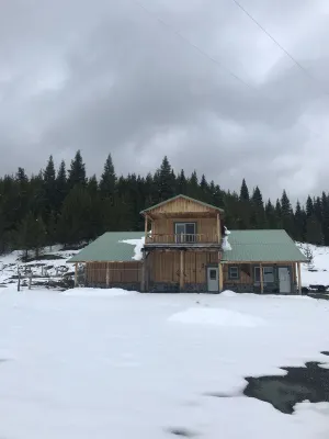 Little Elk Creek Hunters Retreat! Keep this in your sights!