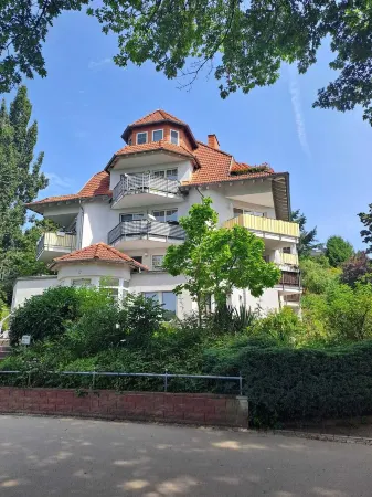 Apartment Seeblick,ihr Einzigartiger Aufenthalt Direkt am Bad Salzunger Burgsee