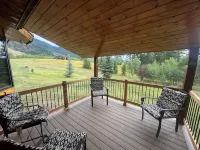 Cozy Strawberry Creek Cabin with WiFi Bordering Forest in Bedford, WY