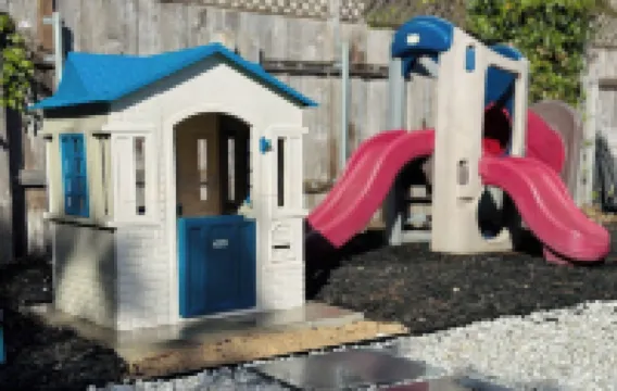 Mid-Century Modern Oasis in La Jolla Shores: Steps to Beach, Fun for Families!