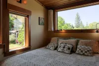 The Ashland Cottage, walk to town