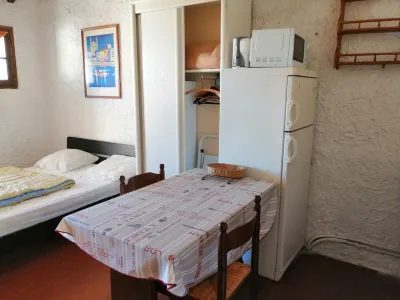 Beach<50m.Equipped Balcony.Parking.Car and Bicycle Options. Wifi.  Numerous Activities  호텔