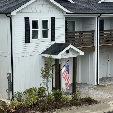 “2 Impulsive” Luxury Condo Steps from the Beach in the Beach Club at Whalehead