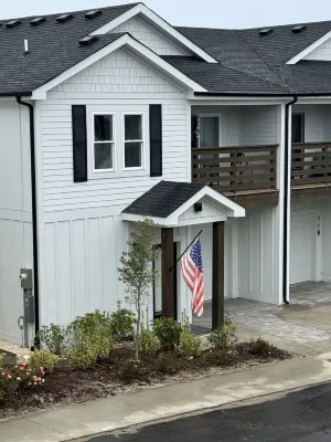 “2 Impulsive” Luxury Condo Steps from the Beach in the Beach Club at Whalehead