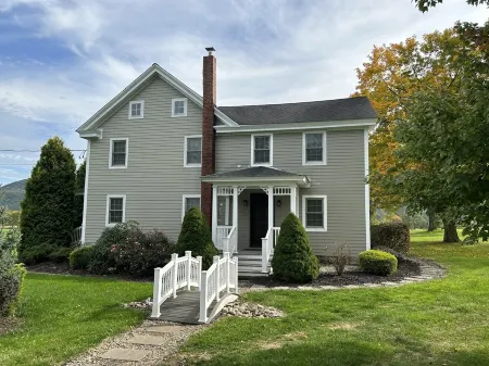 Canopy Lane Guest House