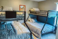 Holder House at Beautiful Mark Twain Lake. Hotels in Monroe County