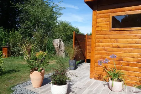 Charming cottage with sauna chalet