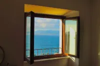 Magnifico Edificio Storico Affacciato Sull'arcipelago Toscano!