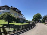 Vacation apartment near the lake Hotels in Gaienhofen