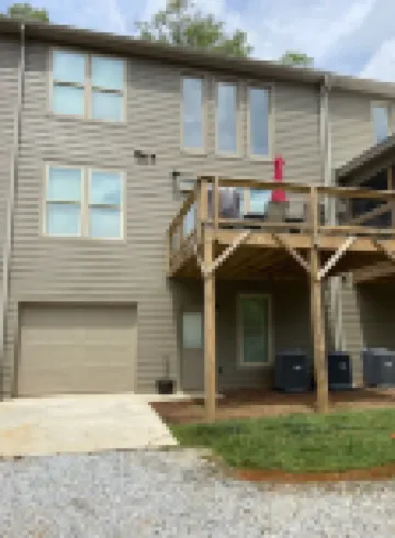 Downtown Clayton Townhouse