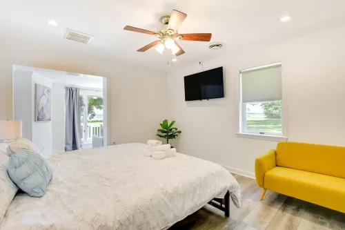 Secluded River Front Cottage