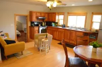 Charming Oasis in the Heart of Historic Downtown