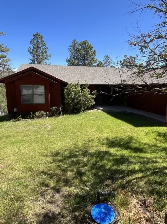 One level open concept home in the beautiful Ruidoso pines.