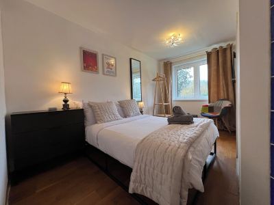 Great location 2 bedroom apartment