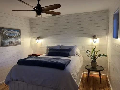 Pools, Kayaks, Tennis, Golf Cart & Both Island Clubs Included w/Boat Dock Option Hotels in Captiva