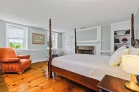Historic Country Estate with Fabulous Pool & Pool House!