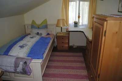Comfortable large apartments, centrally located, surrounded by nature, friendly
