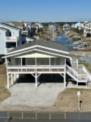 Second Row, Canal View, Pet Friendly:  Your Perfect Beach Getaway!