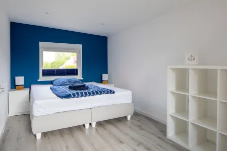 Ferienwohnung Küstenwind, Fussläufig vom Strand, Wlan, Eigene Terrasse, Sky