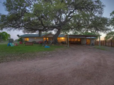 Amazing Grace Home on the River ブランコのホテル