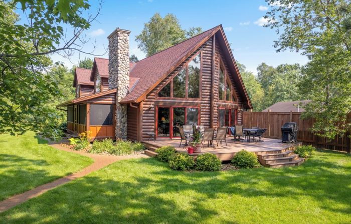 Beautiful 5-bedroom house in Enchanting Crosslake -Pontoon Incl with 7 day stay!