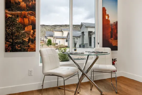 Best Deal! Modern Luxury Casita! Kitchenette & W/D