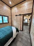 Farm Stay Close to I-90 and Sioux Falls. Hunting dogs allowed for extra fee Hotel a 
