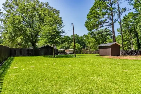 Raleigh Home w/ Land and Hot Tub!