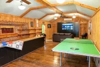 The Victorian Inn- New Listing!