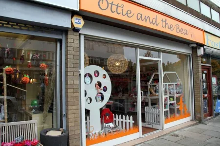 Lovely 2-bedroom heathside flat in great location Отели рядом с достопримечательностью «Барьер Темзы»